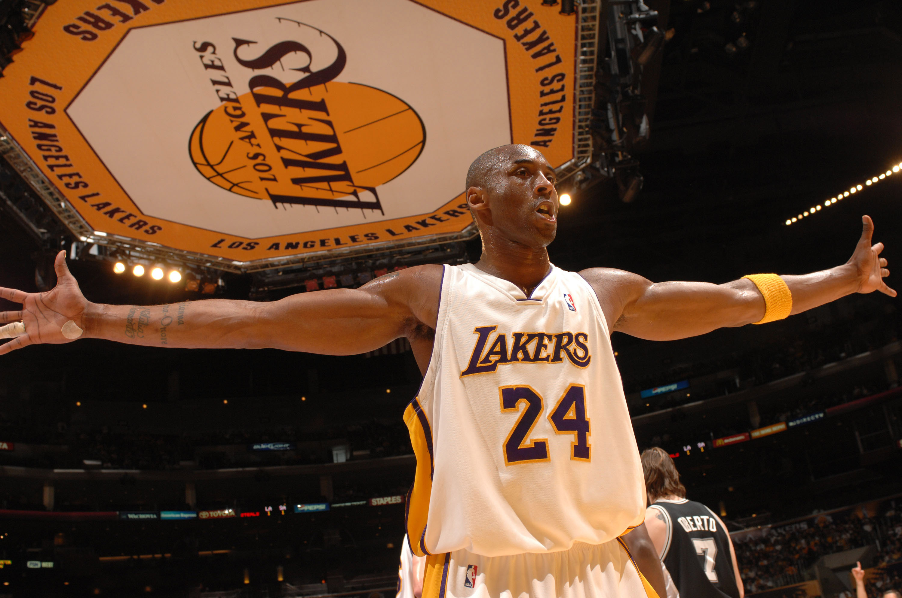 提供了一个 提供了一个