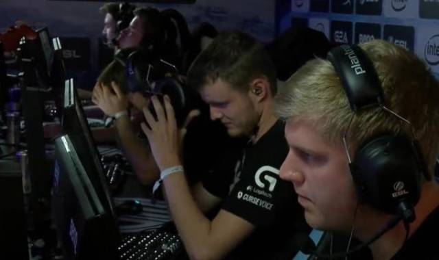 在竞争极度 在竞争极度