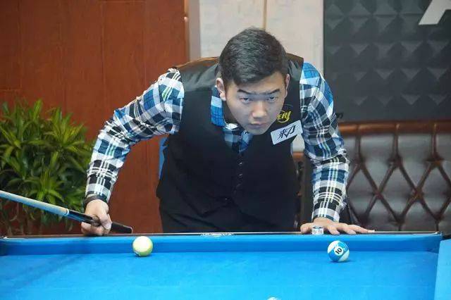 后腰无人护 后腰无人护